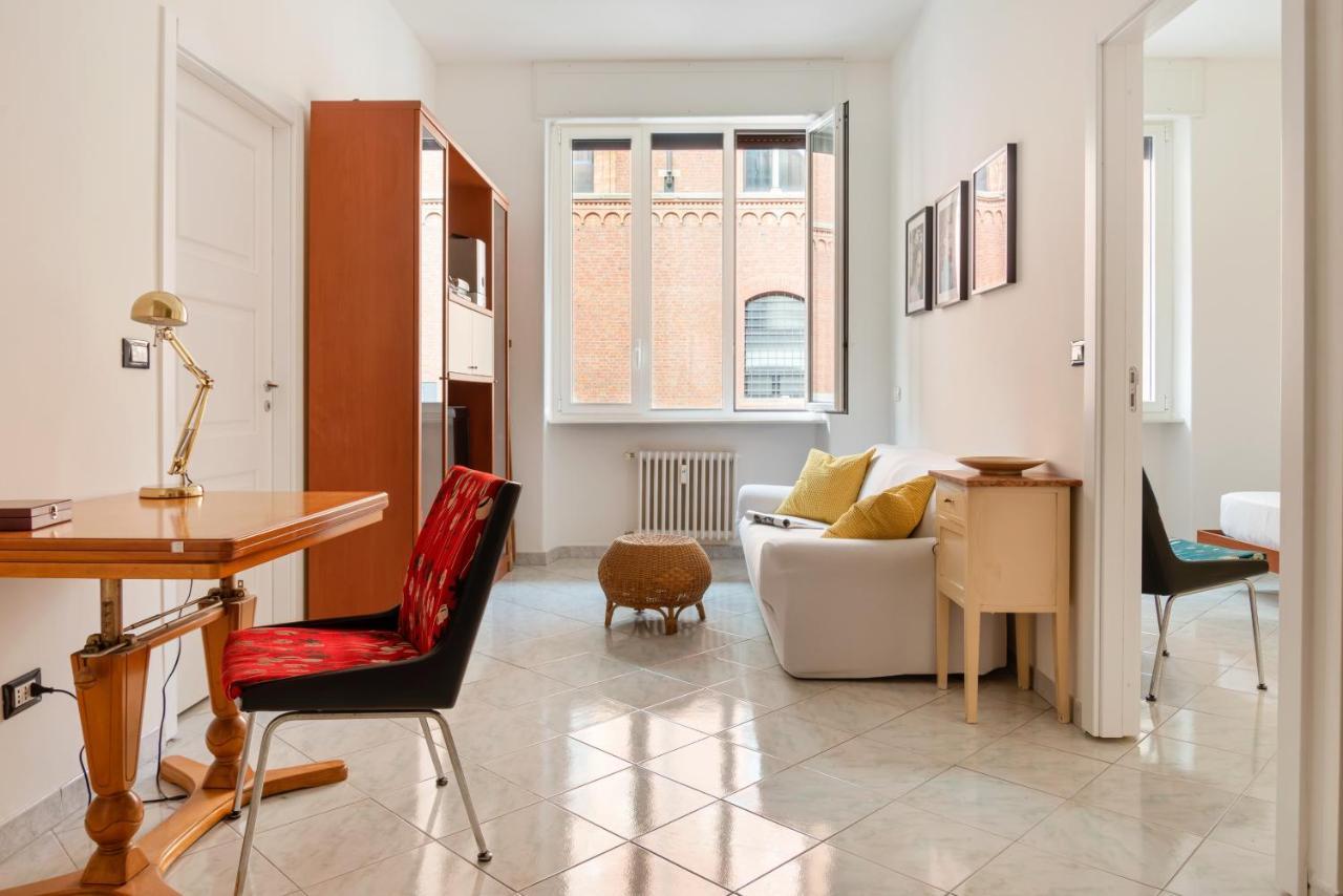 Apartment Stazione Cozy And Functional Flat Milan